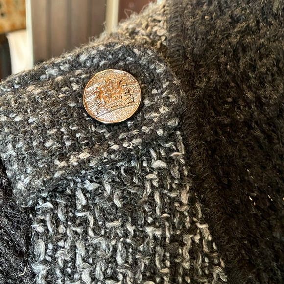 Zip up sweater - Picture 2 of 4